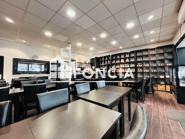 À vendre Local commercial 100 m² - Toulon 83000