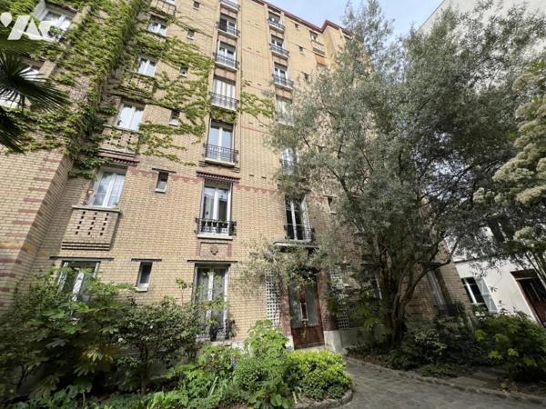 Paris 14e – Appartement de caractère au calme absolu, moulures et cheminées.