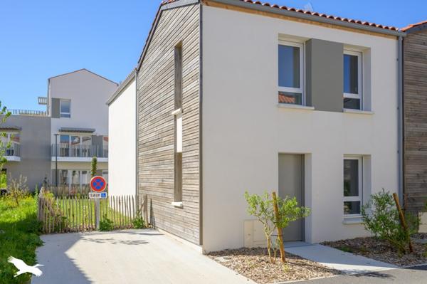 Maison à vendre |  Nieul-sur-Mer |  6 pièces | 109 m²