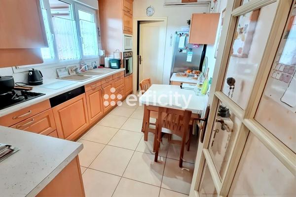 Appartement 4 pièces - 102 m² Exclusivité efficity