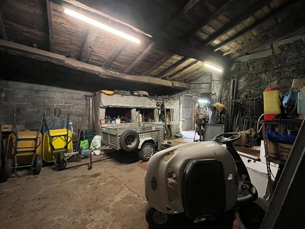 Entrepôt / local industriel Le Champ Saint Pere 320 m2