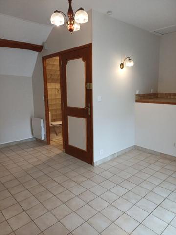 Maison mitoyenne à louer à Lizines