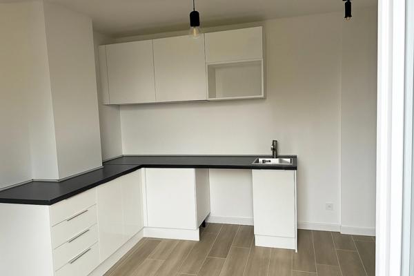À vendre – Appartement - 2 pièces rénové, balcon filant plein sud, 32 m² – Rare sur le secteur à THORIGNY SUR MARNE (77)