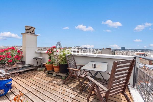 Appartement
         5 pièces
        - 147 m² Bien prestige 1 890 000 € *