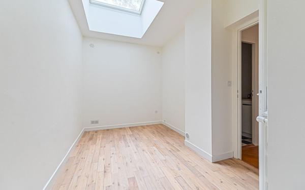 Appartement à vendre    3 pièces • 55 m2 Paris 17