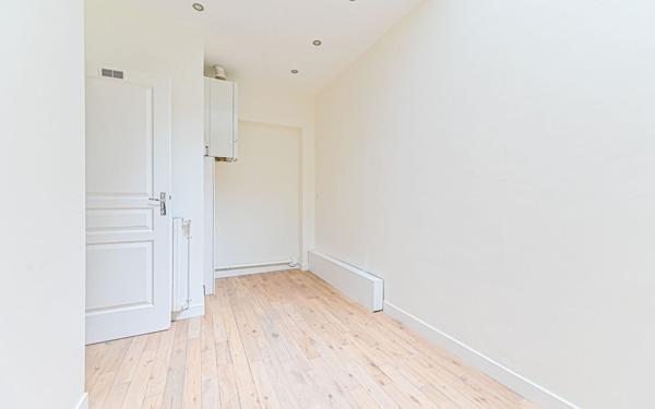 Appartement à vendre    3 pièces • 55 m2 Paris 17
