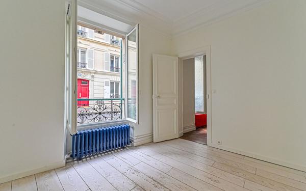 Appartement à vendre    3 pièces • 55 m2 Paris 17
