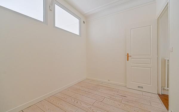 Appartement à vendre    3 pièces • 55 m2 Paris 17