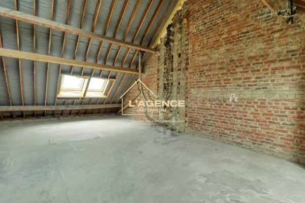 Maison mitoyenne 2 côtés à vendre, 6 pièces - Bailleul 59270