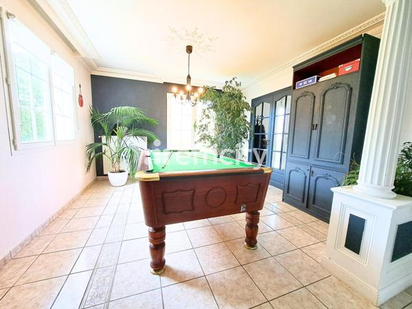 Maison 9 pièces - 230 m²