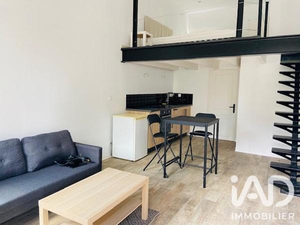Location studio 45 m² Dole