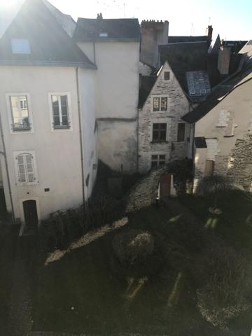 49100 ANGERS TYPE 4 MEUBLE - DOUTRE