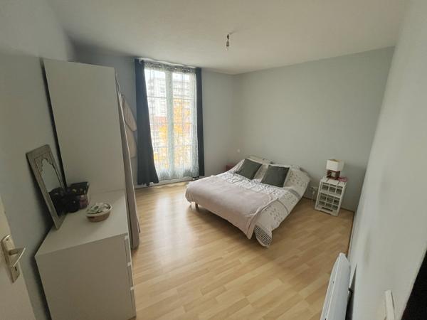 Appartement
                                                                                                                                                                                                                                                                                                                        2 pièce(s)                                                                                                                                                                                                          1 chambre(s)                                                                                                                                                                                                          43  m²