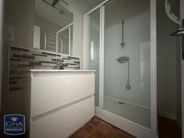 Appartement à louer 4 pièces 83m² Chartres (28000)