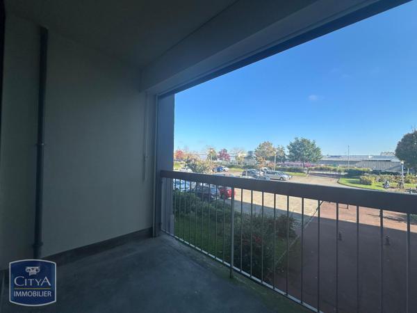 Appartement à louer 4 pièces 83m² Chartres (28000)