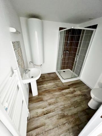Maison mitoyenne T3 - 67 m² 2 chambres - une cour