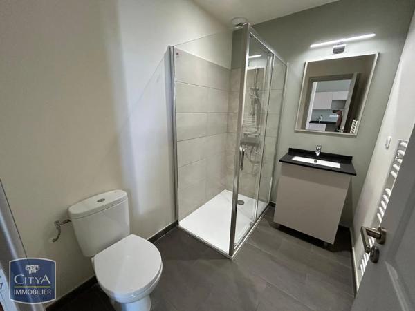 Appartement à louer 2 pièces 36.9m² Toulon (83000)