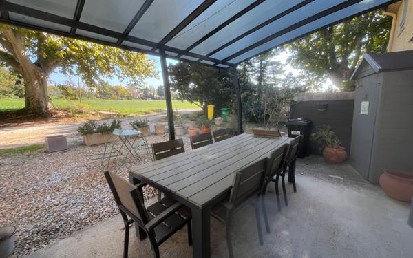 Immeuble à vendre    6 pièces • 164 m2 Montfavet - Avignon