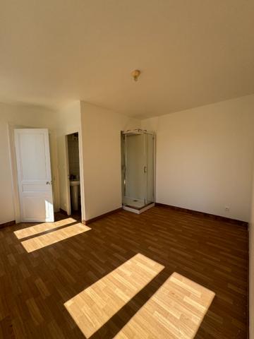 Appartement atypique rez-de-chaussée