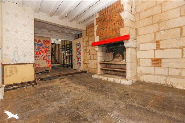 Immeuble à vendre |  Tours |  184 m²