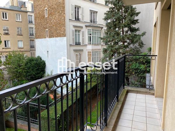 Location Appartement 2 pièces 43 m² - Paris 75007