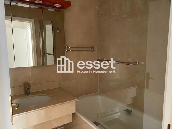 Location Appartement 2 pièces 43 m² - Paris 75007