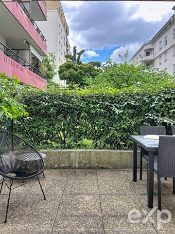Appartement T3 - 200m² - Terrasse