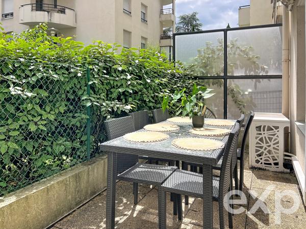 Appartement T3 - 200m² - Terrasse