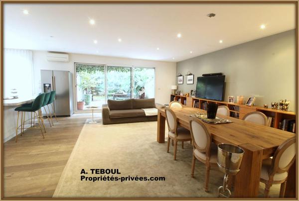 MAISON INDIVIDUELLE PLAIN-PIED A VILLEURBANNE DE 105M² AVEC JARDIN DE 60M² CONSTRUITE EN 2011