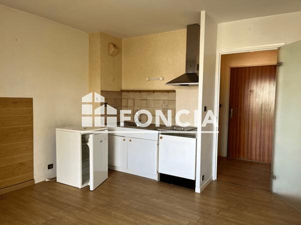 Location Studio 21.2 m² - 12 AVENUE FRANCIS BOUET Cholet 49300