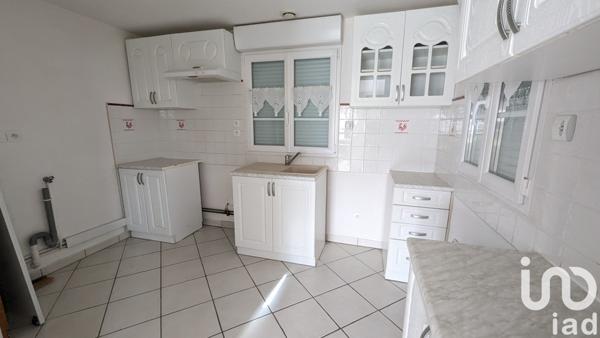 Longère 9 pièces de 122 m² à Bourg-Achard (27310)