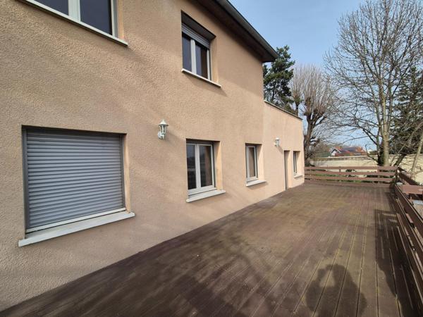 Maison à SAINT-ETIENNE, 42100 - 5 pièces 100m²