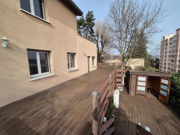 Maison à SAINT-ETIENNE, 42100 - 5 pièces 100m²
