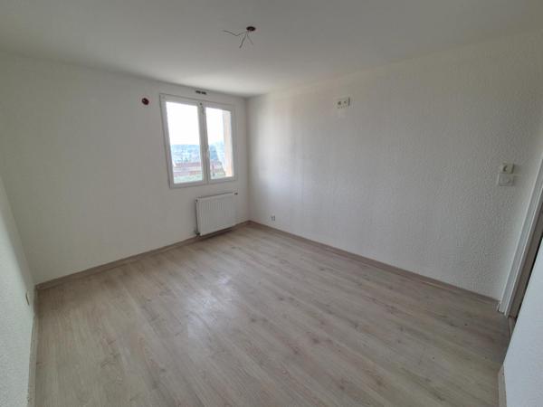 Maison à SAINT-ETIENNE, 42100 - 5 pièces 100m²