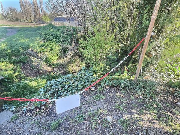 Terrain constructible 658 m2 -Malintrat