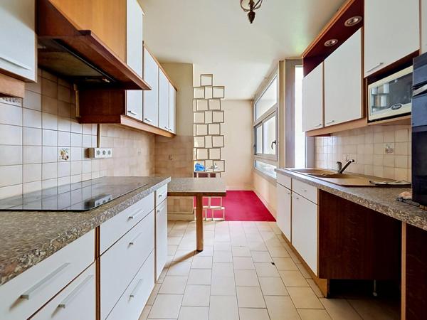 APPARTEMENT A RENOVER 90M² EN LISIERE DE MONTREUIL