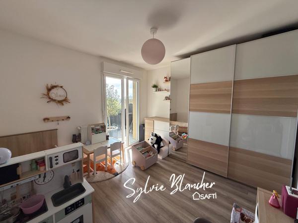 APPARTEMENT 44 M2 - 1 CHAMBRE - TERRASSE 12 M2