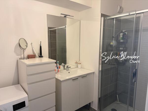 APPARTEMENT 44 M2 - 1 CHAMBRE - TERRASSE 12 M2