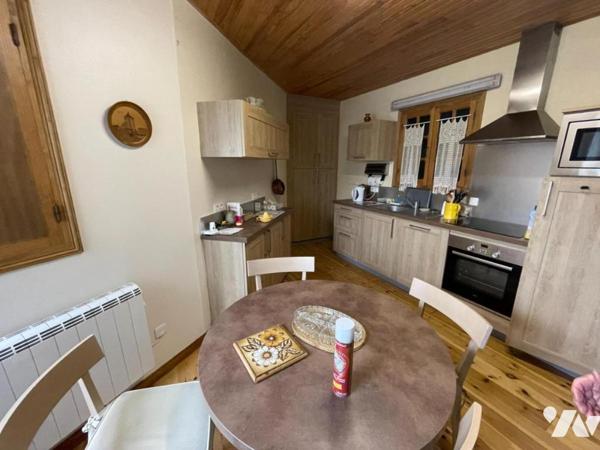 A VENDRE CORPS DE FERME A CHAULHAC EN MARGERIDE