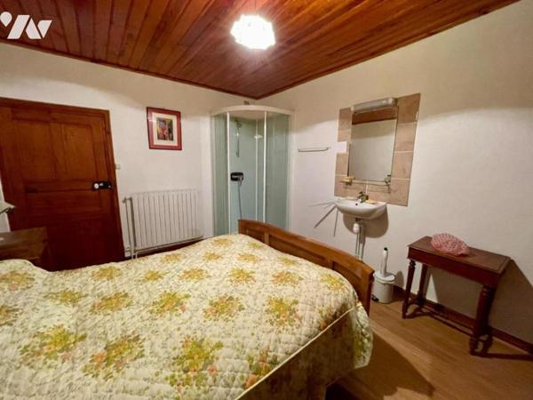 A VENDRE CORPS DE FERME A CHAULHAC EN MARGERIDE