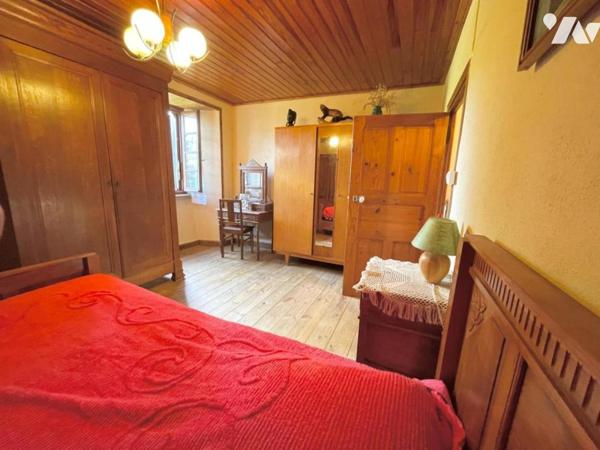 A VENDRE CORPS DE FERME A CHAULHAC EN MARGERIDE