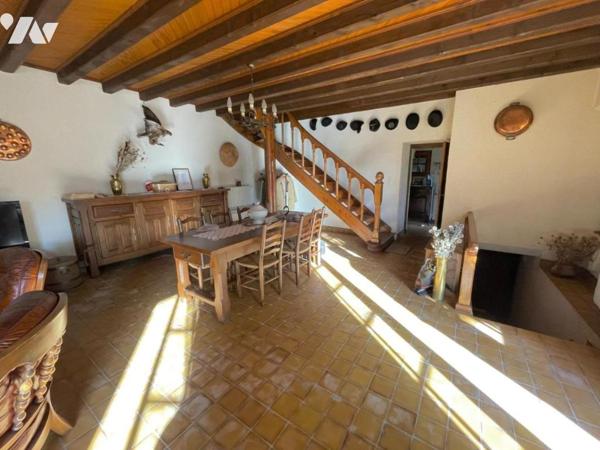 A VENDRE CORPS DE FERME A CHAULHAC EN MARGERIDE