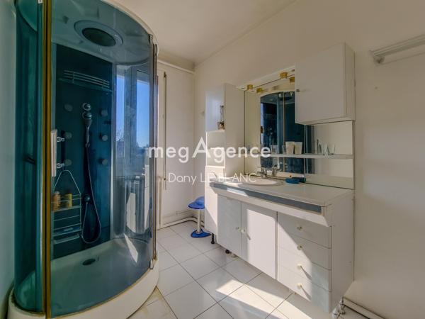 Maison à Mainvilliers, 28300 - 7 pièces 180m²