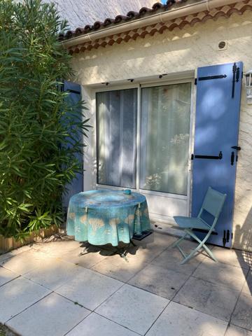 STUDIO MEUBLE DANS PROPRIETE AVEC PARKING ET TERRASSE (13480 Cabriès)