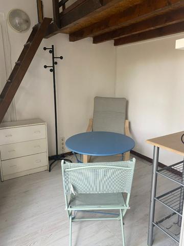 STUDIO MEUBLE DANS PROPRIETE AVEC PARKING ET TERRASSE (13480 Cabriès)
