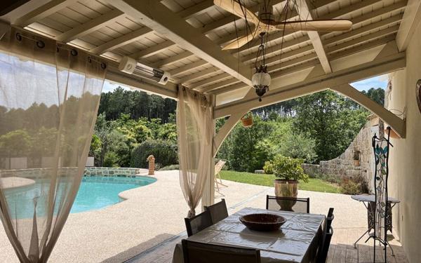 Maison à vendre    6 pièces •  Rosières