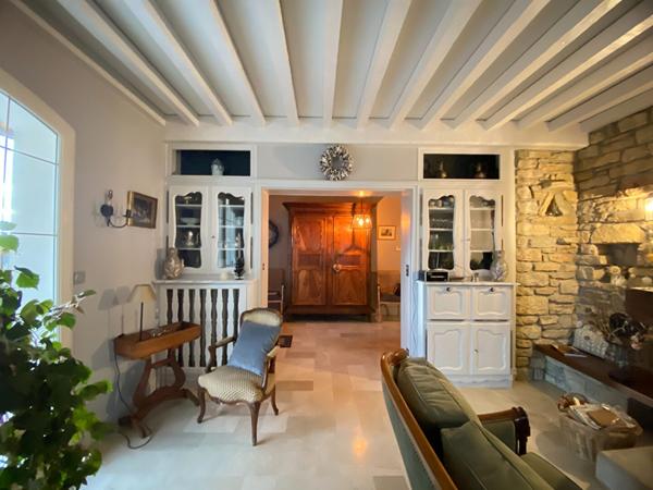 Maison proche Lons le saunier 7 pièces / 5 chambres / 220m²