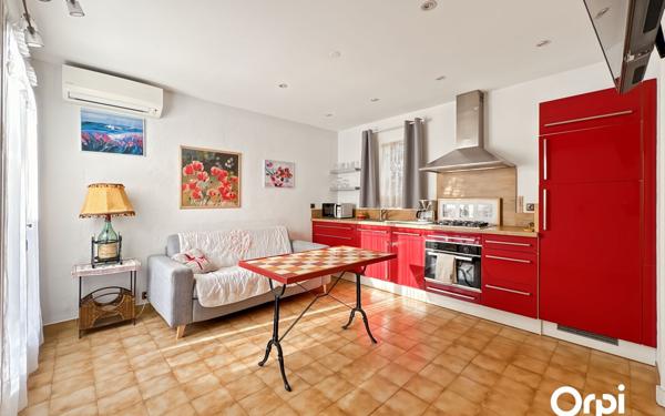 Maison à vendre    9 pièces •  La Garde-Freinet