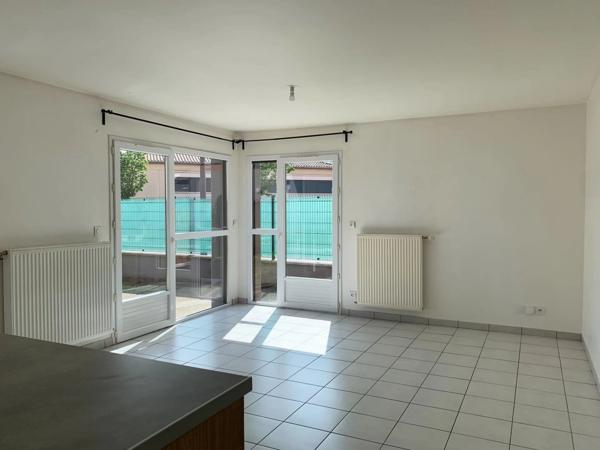 Location Appartement 2 pièces 53 m2 à Saint-Marcellin-en-Forez