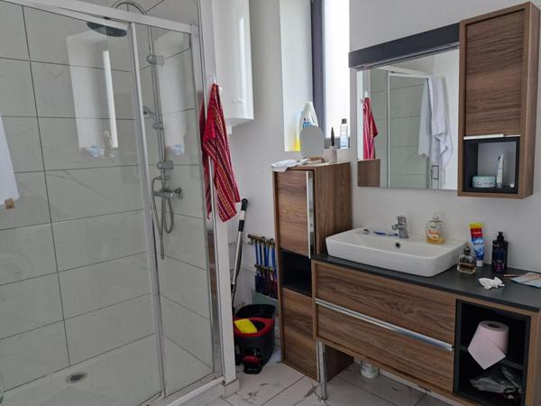 ROANNE - IMMEUBLE DE RAPPORT